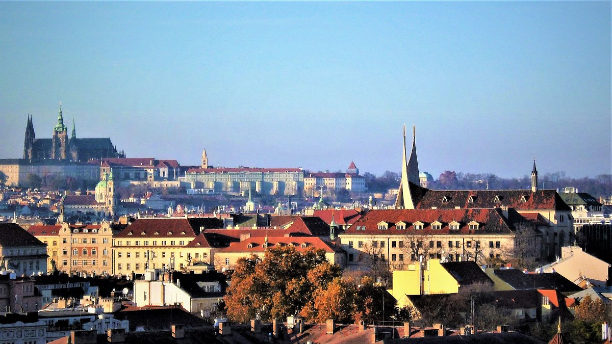 Pražský hrad a Emauzy