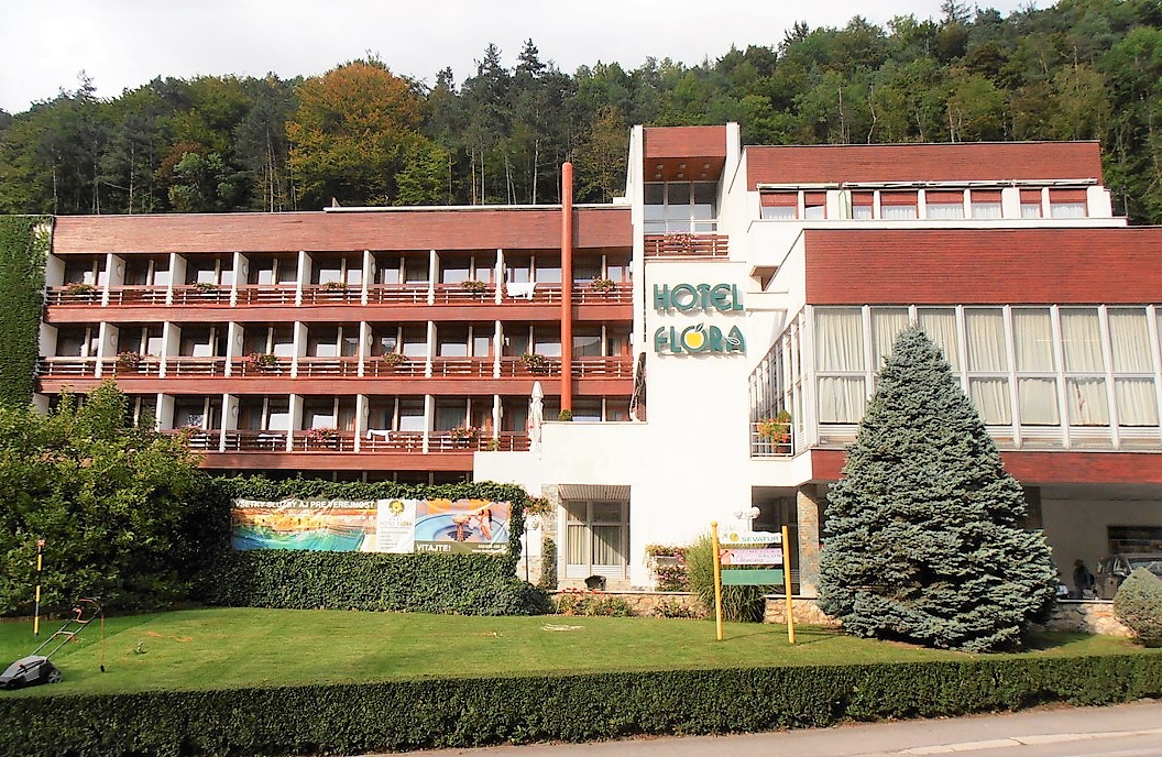 Trenčianské Teplice - hotel Flóra