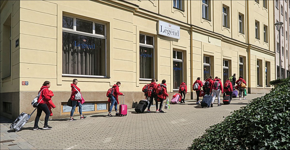Holky, nevíte, co bude k obědu?