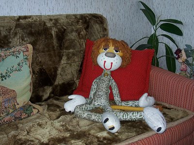Zátiší v obýváku se lvem od maminky