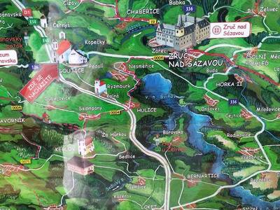 Mapka přehrady Švihov je součástí informačního panelu v obci Soutice.