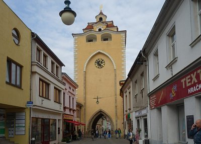 25--2.jpg - Plzeňská brána v Berouně