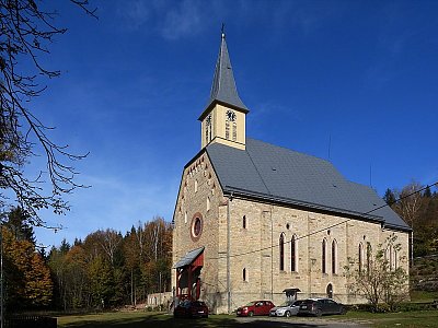 Staré Hamry, kostel sv. Jindřicha