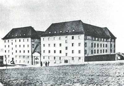 Brno-Žabovřesky,_Kounicovy_studentské_koleje_1925.jpg