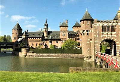 Nizozemský De Haar není filmová kulisa, je to opravdový hrad