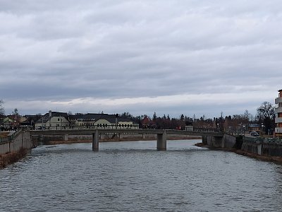 Jeden ze sedmi mostů přes řeku Bečvu