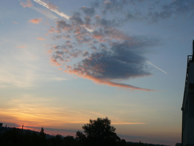 Nebe nad pražskými Vysočany