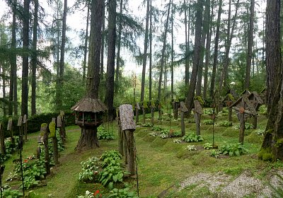Vojenský hřbitov v Itálii Dolomitech, jsou zde pochováni padlí z 1. světové války