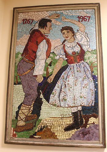 Hezká mozaika na nádraží v Rožnově pod Radhoštěm