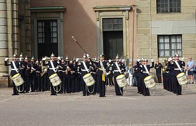 Střídání stráží s vojenskou hudbou