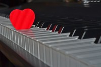 Klavír se srdcem