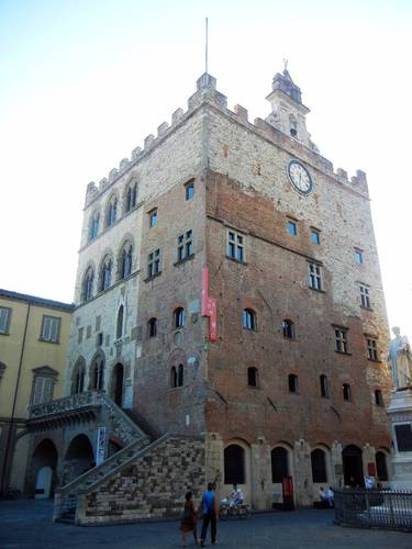 Prato - středověký "mrakodrap"