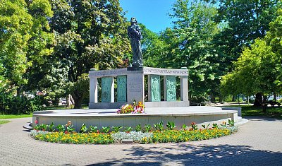 Pomník M. J. Husa v Táboře