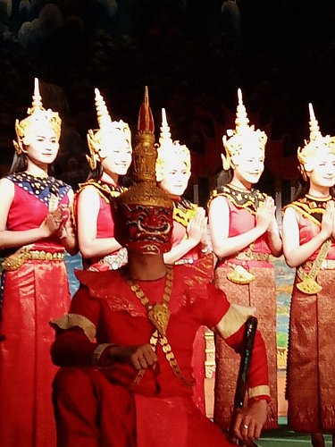 Představení laoské verze starobylé Ramajámy