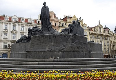Mistr Jan bdí nad tulipány