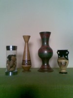 Vázy z různých materiálů