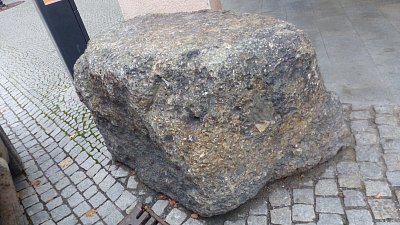 Kámen, který ve středověku pamatuje popravy