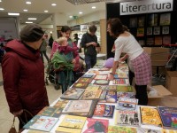 Prodej knih v DBK na Budějovické