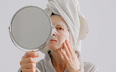 Detoxikace a lepidlo na tvář. Metody, které slibují nesplnitelné