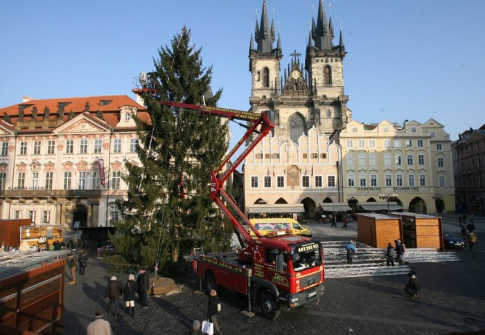 Na Staroměstském náměstí
se rozsvítí vánoční strom